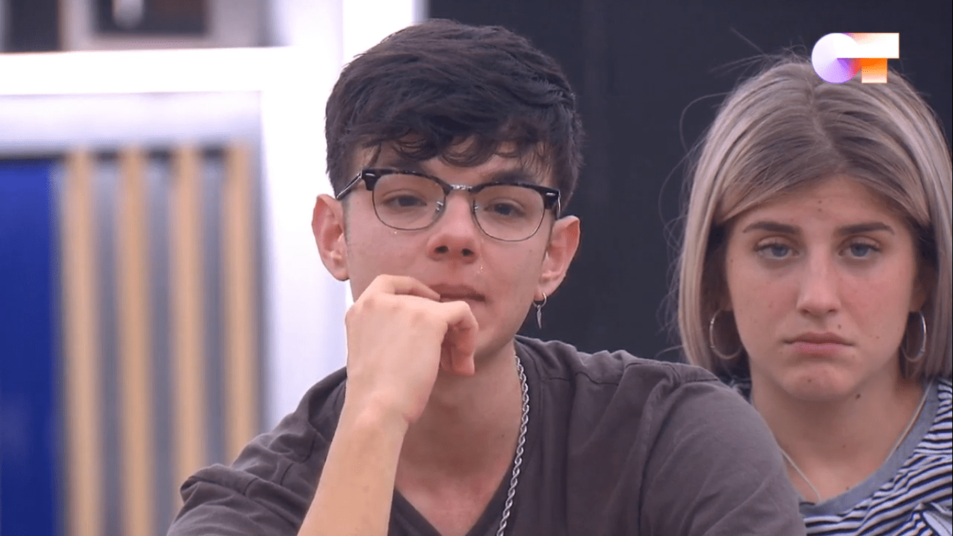 Flavio llorando