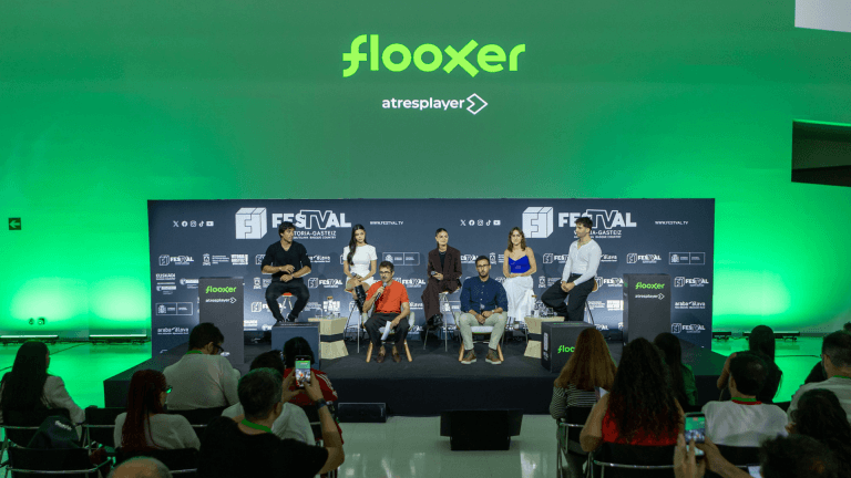 Flooxer apuesta por la ficción juvenil en formato vertical: pone fecha de estreno a ‘Baddie’ y anuncia ‘La Deuda’